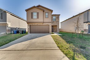 Spacious Home 11 Mi to San Antonio River Walk