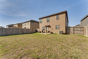 Spacious Home 11 Mi to San Antonio River Walk