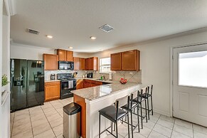 Spacious Home 11 Mi to San Antonio River Walk