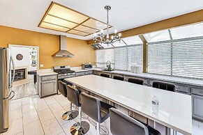 13 Mi to Dtwn Riverside: Socal Family Home!