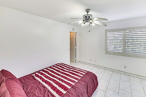 13 Mi to Dtwn Riverside: Socal Family Home!