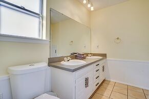 3 Mi to Lake Arlington: Texas Family Home