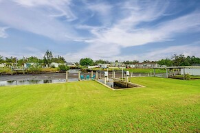 Dock & Lanai: Waterfront Punta Gorda Cottage