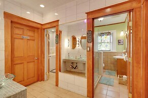 Half-mi to River Walk: 'rose Cottage' in Truckee!