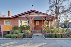 Half-mi to River Walk: 'rose Cottage' in Truckee!