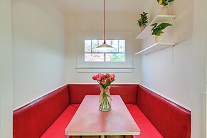 Walk to Cornell University: Charming Duplex!