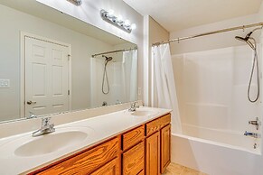 Close to Main Street: Townhome in Zionsville
