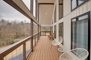 Shared Boat Dock: Lake Guntersville Hideaway!