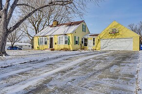 2 Mi to Dtwn: Home w/ Fenced Yard in Sioux Falls