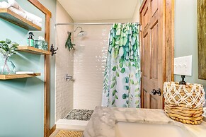New Market Home w/ Fire Pit: Near Skiing & Hiking