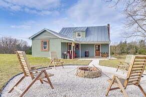 New Market Home w/ Fire Pit: Near Skiing & Hiking