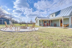 New Market Home w/ Fire Pit: Near Skiing & Hiking