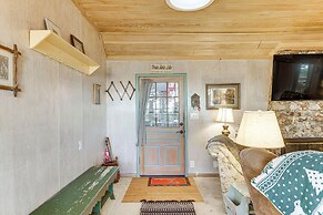 Walk to Downtown + Lake: Twain Harte Cabin