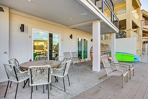 Multi-home Retreat on Colorado River w/ Boat Dock!