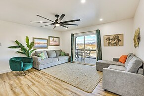 Multi-home Retreat on Colorado River w/ Boat Dock!