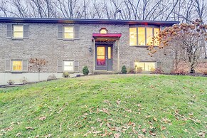 34 Mi to Ark Encounter: Kentucky Family Farmhouse