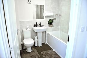 2 Bedroom Home-sleeps7,fast Wifi,near Altontowers
