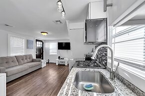 Charming 2-br Home, 4 Blocks To The Boardwalk 2 Bedroom Home