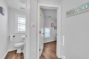 Charming 2-br Home, 4 Blocks To The Boardwalk 2 Bedroom Home
