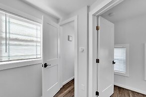 Charming 2-br Home, 4 Blocks To The Boardwalk 2 Bedroom Home