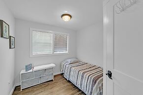 Charming 2-br Home, 4 Blocks To The Boardwalk 2 Bedroom Home