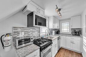 Charming 2-br Home, 4 Blocks To The Boardwalk 2 Bedroom Home