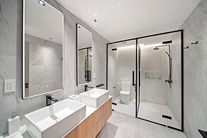 Allure 503 3 Bedroom Apts
