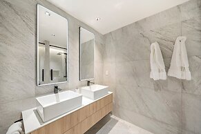 Allure 301 3 Bedroom Condo