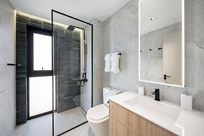 Allure 301 3 Bedroom Condo