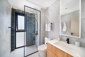 Allure 501 3 Bedroom Apts