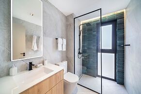 Allure 501 3 Bedroom Apts