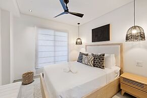 Allure 403 3 Bedroom Apts