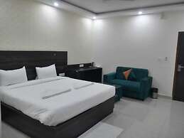 Hotel Zeke Avenue
