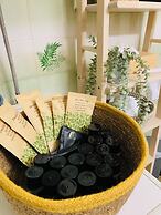 Airport Cottage House