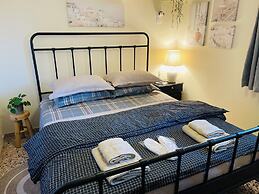 Airport Cottage House