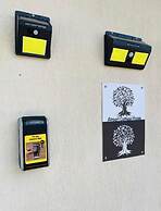 Airport Cottage House