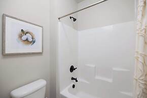 Elevated Escape Eagle Crest