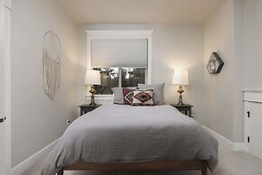 Elevated Escape Eagle Crest