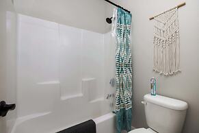 Elevated Escape Eagle Crest