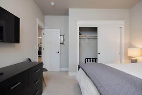 Elevated Escape Eagle Crest