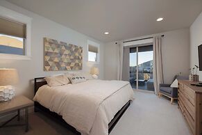 Elevated Escape Eagle Crest