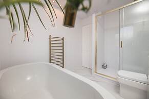 Frankys Place Residence in Leeds