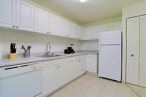 Close to Airport in Crystal City