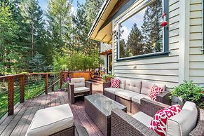 Skyliner Summit Chalet