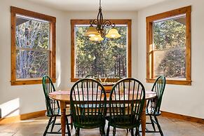 Skyliner Summit Chalet