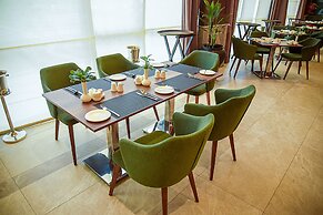 J's Signature Hotels