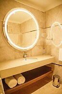 J's Signature Hotels