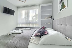 Apartment Close to the Seaside Beach, Pobierowo