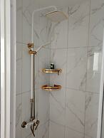 Ampang Hilir Lakeview Suite