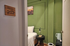Shade House Bangkok Oldtown